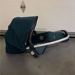 UPPAbaby V2 Rumble Seat Great condition. FINN (Deep Sea)